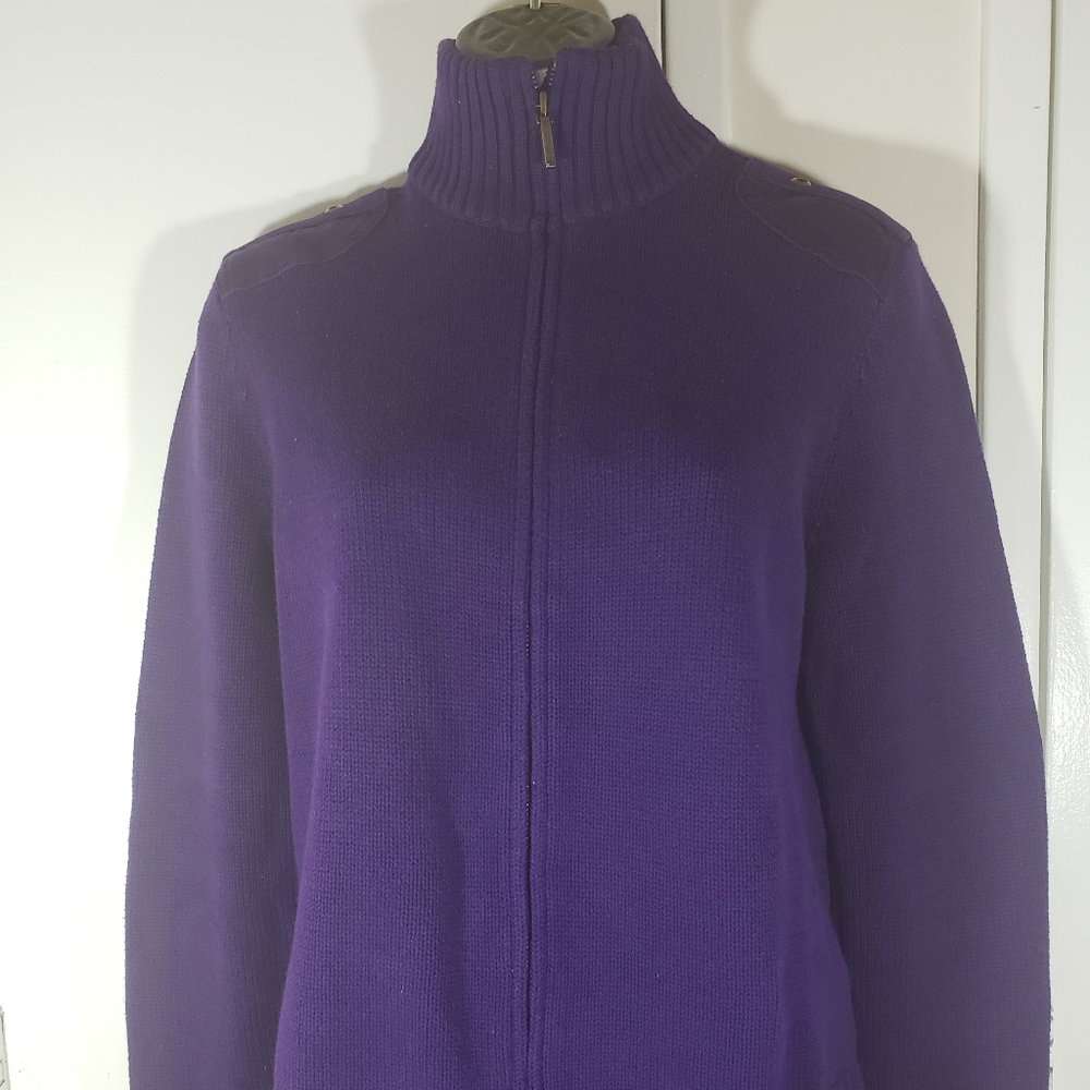 Ralf Lauren Purple Turtleneck Sweater size Medium
